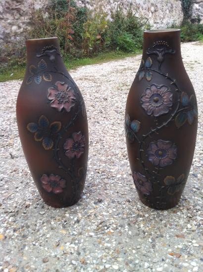 PAIRE DE VASES 