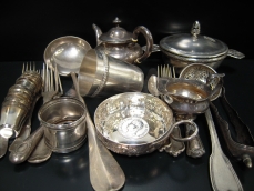 Lucas Sineux Antiquité brocante Achète argenterie